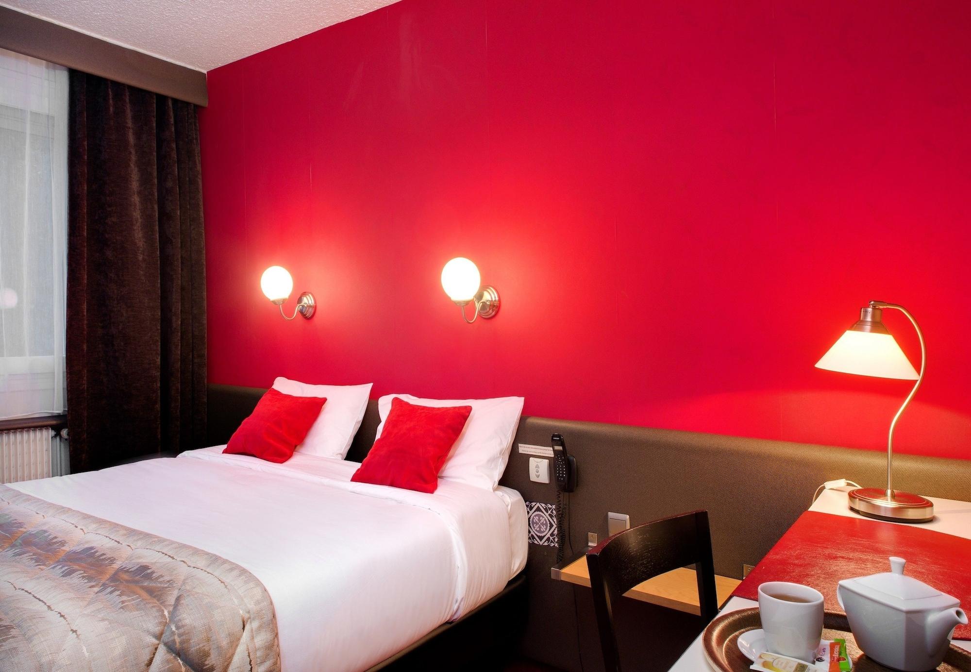 Logis Hotel Du Midi - Saint Etienne Sud Екстериор снимка