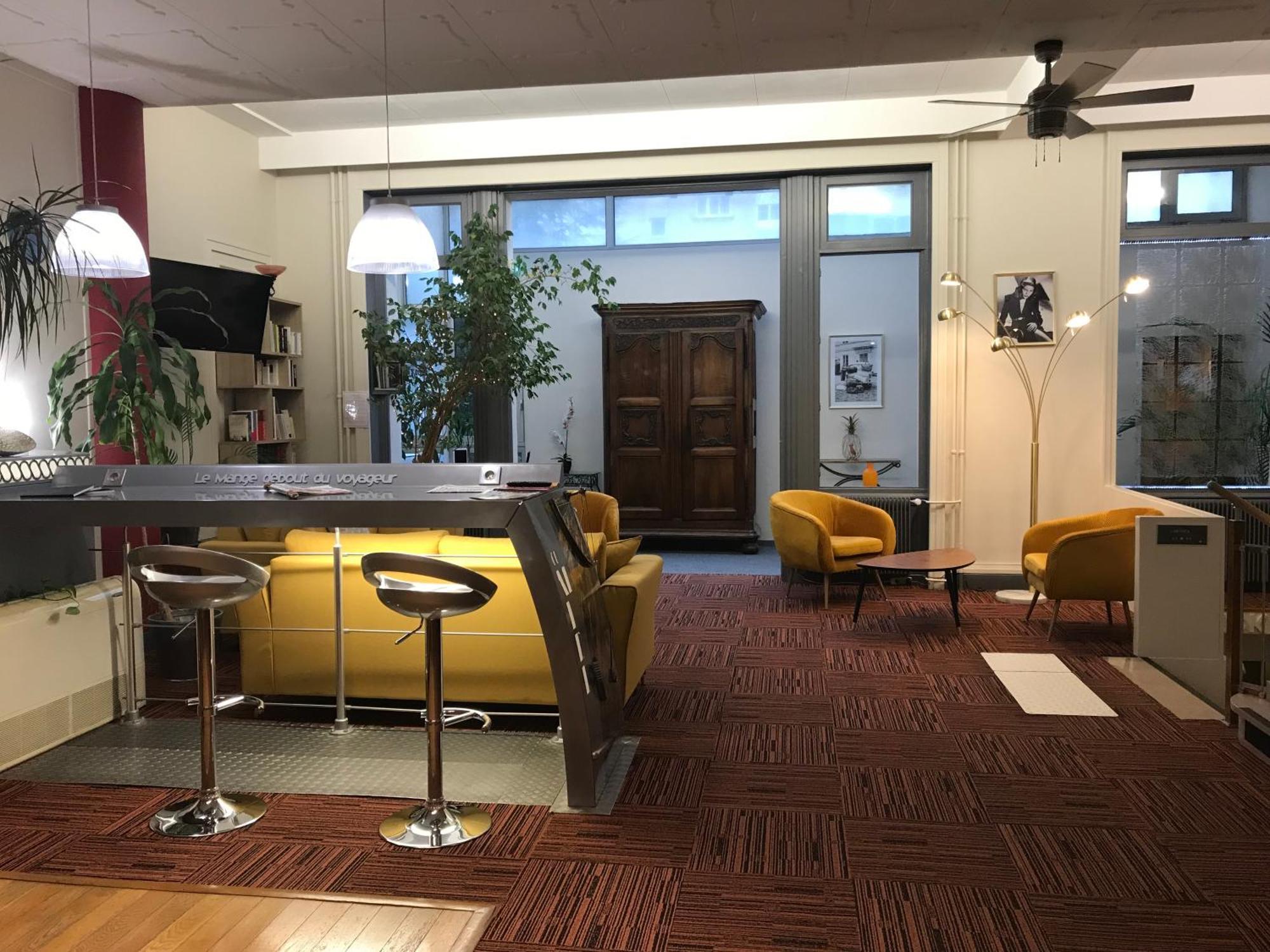 Logis Hotel Du Midi - Saint Etienne Sud Екстериор снимка
