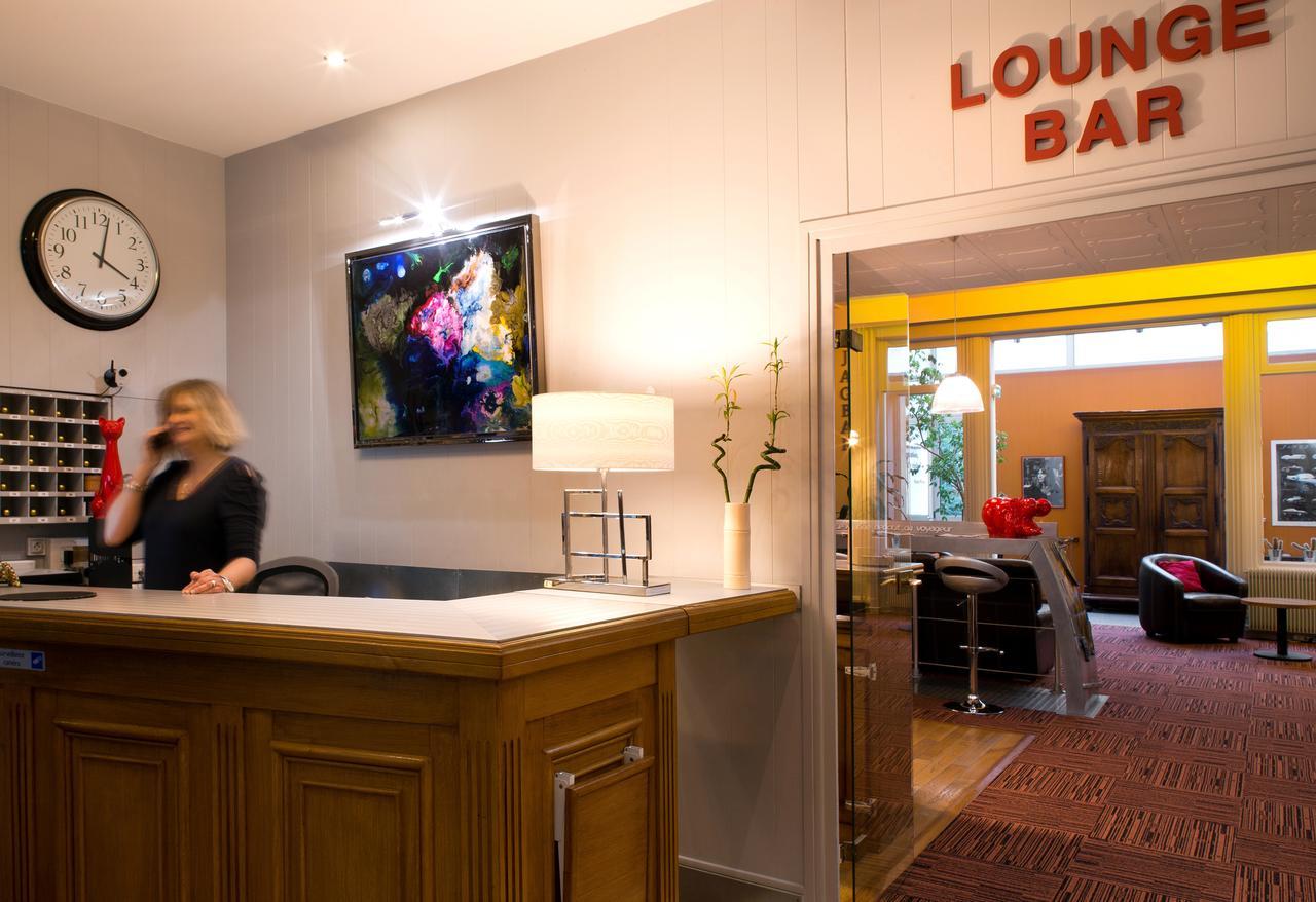 Logis Hotel Du Midi - Saint Etienne Sud Екстериор снимка