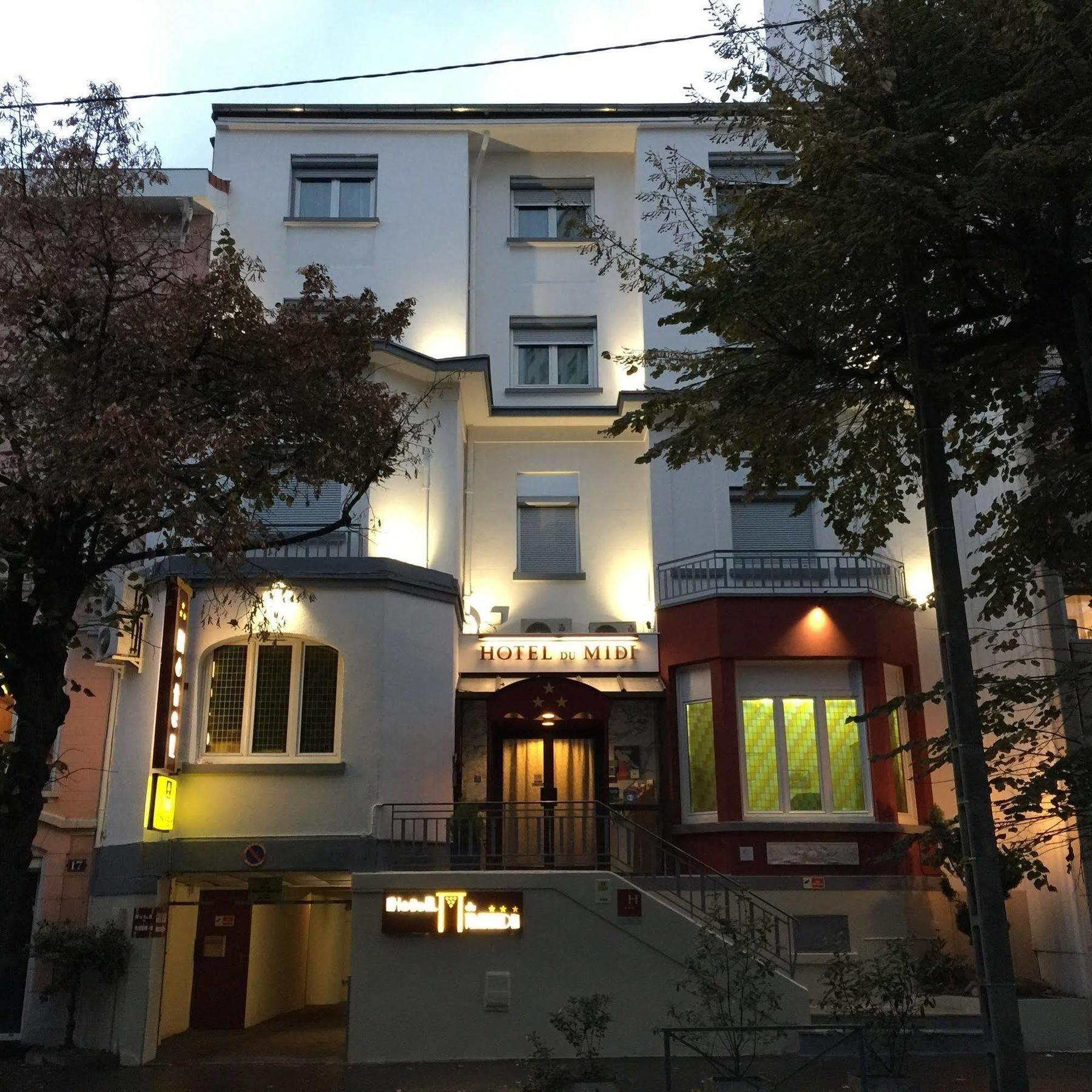 Logis Hotel Du Midi - Saint Etienne Sud Екстериор снимка