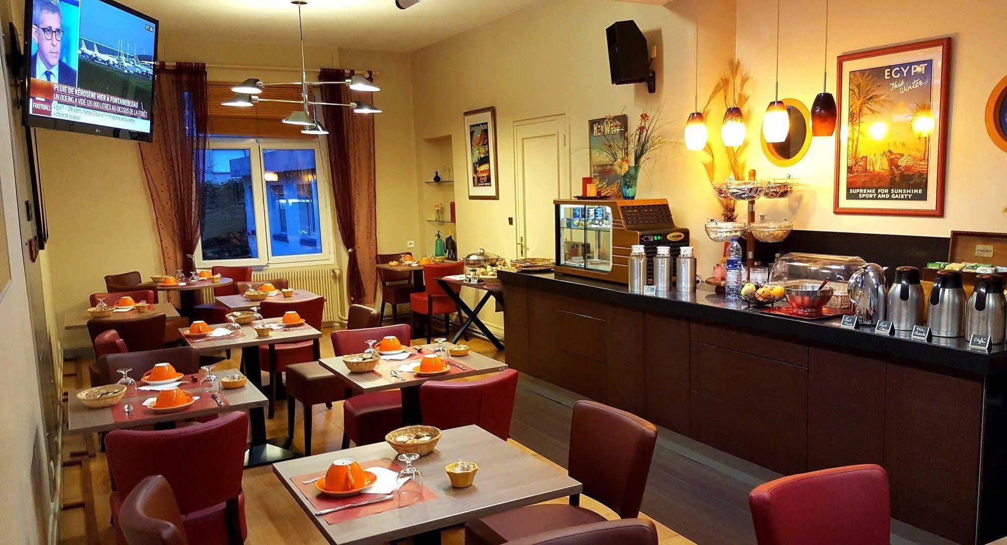 Logis Hotel Du Midi - Saint Etienne Sud Екстериор снимка